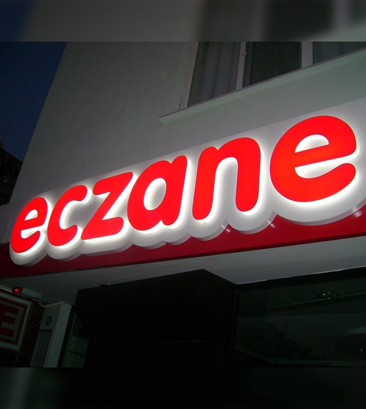 Işıklı Işıksız Tabela